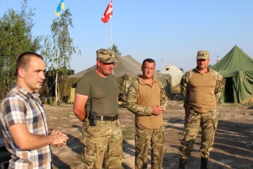 Бійцям І батальйону територіальної оборони вручили 80 бронежилетів