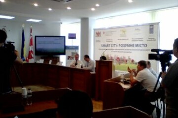 У Вінниці говорили про електронні технології для забезпечення розвитку локальної демократії та сталого міського розвитку