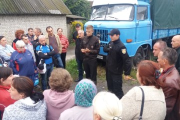 На вулиці Володимирській забиратимуть сміття тричі на тиждень