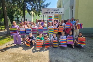 Для переможців 1 туру фестивалю "Луцьк — територія талантів" відбувся майстер-клас із декоративного живопису, натхненного візерунками волинського ткацтва — унікального мистецтва нашого краю