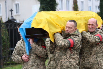 Луцьк попрощався з Героєм Сергієм Ткачем