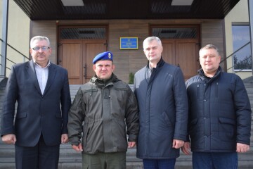 Секретар міської ради Юрій Безпятко привітав військовослужбовців в/ч1141 Національної гвардії України з Днем захисників та захисниць України