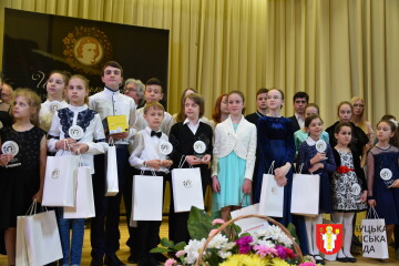 У Луцьку нагородили учасників І Міжнародного конкурсу піаністів &ldquo;Шопенівська весна&rdquo; 