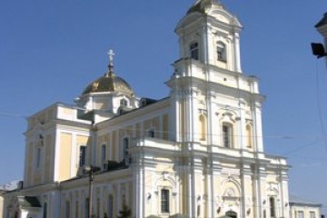 Лучани дізнаються історію Свято-Троїцького кафедрального собору