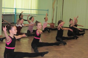 Формуємо пластичну культуру дітей хореографією