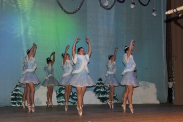 Для маленьких лучан організували свято Миколая