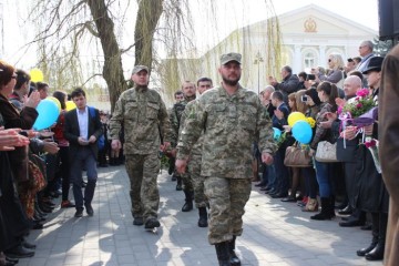 Лучани зустріли своїх Героїв