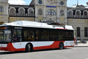 17-18 квітня до міського кладовища в селі Гаразджа курсуватиме додатковий транспорт
