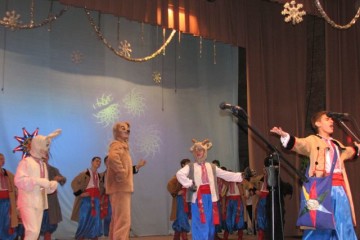 Для 500 діток пільгових категорій та обдарованих дітей подарували новорічне свято