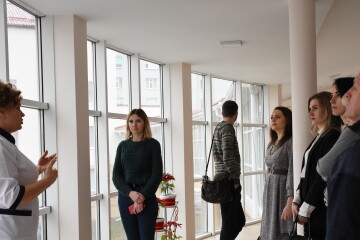 Тут народжується життя: депутати Луцької міської ради ознайомились із роботою пологового будинку та перинатального центру