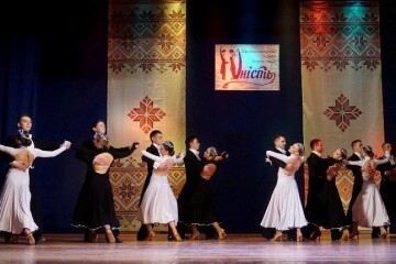 Звітували учасники ансамблю бального танцю "Юність"