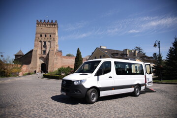 Lutsk received a brand-new Mercedes-Benz Sprinter from the twinning city of Schweinfurt