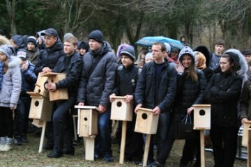 Сьогодні школярі нашого міста зустрічали птахів