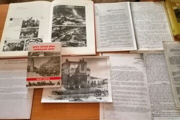 В бібліотеці-філії №3 для дорослих відкрито виставку документів до Дня визволення України