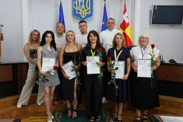 Міський голова Ігор Поліщук вручив Подяки представникам громадського сектору за допомогу в ліквідації наслідків ворожих обстрілів  