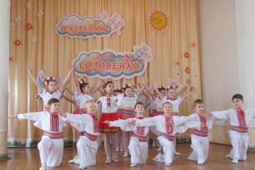 У Луцьку відбувся міський конкурс солістів-вокалістів  «Шкільний соловейко»  