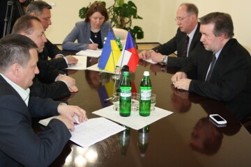 Луцький міський голова Микола Романюк взяв участь у зустрічі із Генеральним консулом Чеської Республіки у Львові Мірославом Кліма