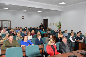 Міський голова Микола Романюк зустрівся з представниками громадських організацій, які об'єднують учасників АТО