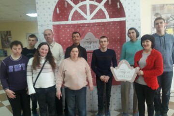 Вихованці ГО "Джерело життя" побували на екскурсії на виробництві м`яконабивних та пластмасових іграшок компанії «Тигрес»