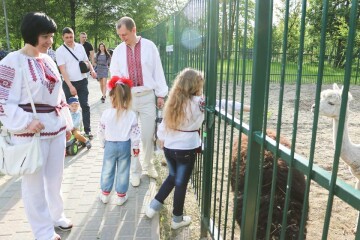 Луцький зоопарк прийняв гостей у вишиванках
