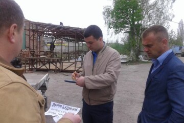 Муніципали міста здійснюють рейди щодо розміщення стихійної реклами  у Луцьку