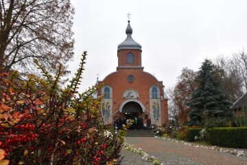 У селі Полонка віддали останню шану полеглому Герою Сергію Хомичу