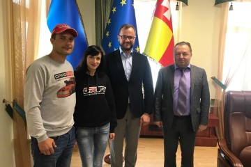   Міська влада  сприяє  неординарному  дозвіллю та відпочинку лучан 