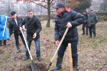Відбулася природоохоронна акція з озеленення парку імені 900-річчя міста Луцька