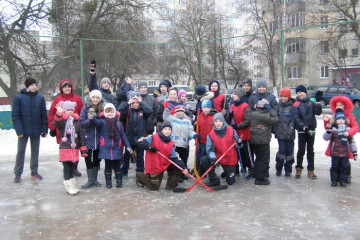 Зимові розваги в мікрорайоні ЛПЗ