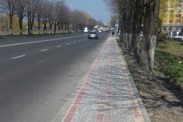 У Луцьку на двох вулицях  відремонтували тротуари  