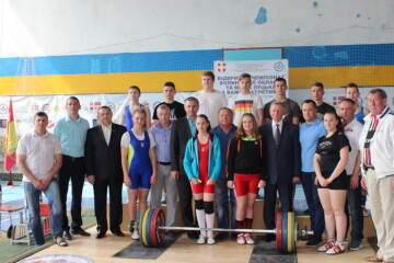 Відбувся відкритий чемпіонат міста Луцька з важкої атлетики серед молоді 