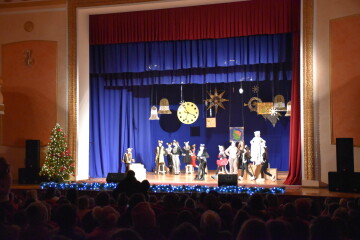 Вистава та солодощі &mdash; подарунок луцьким дітям від міської влади та БФ &ldquo;Дитяча місія. Україна&rdquo; 