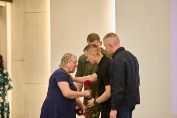 Секретар міської ради Андрій Разумовський вручив державні нагороди родинам загиблих Героїв