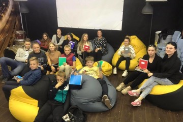  Працює безплатна школа англійської мови «EnglishPlus»
