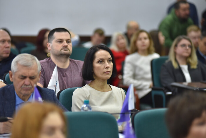 Депутати внесли зміни до складу постійної депутатської комісії