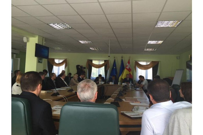 Відбулося засідання круглого столу “Сімейна політика України: цілі та завдання”