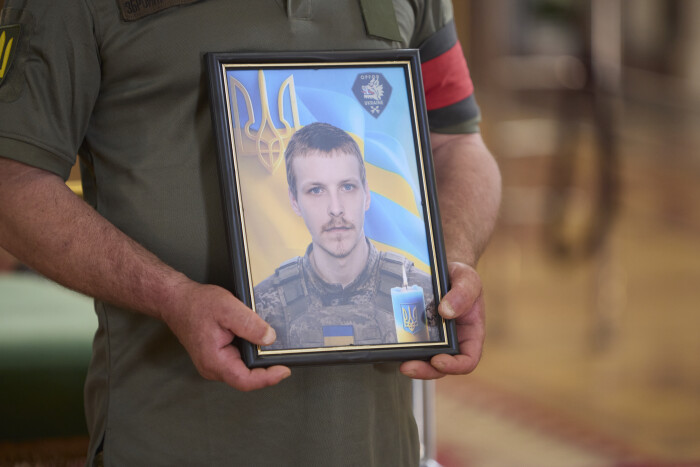 Сьогодні Луцьк попрощався з Героєм Андрієм Максимчуком