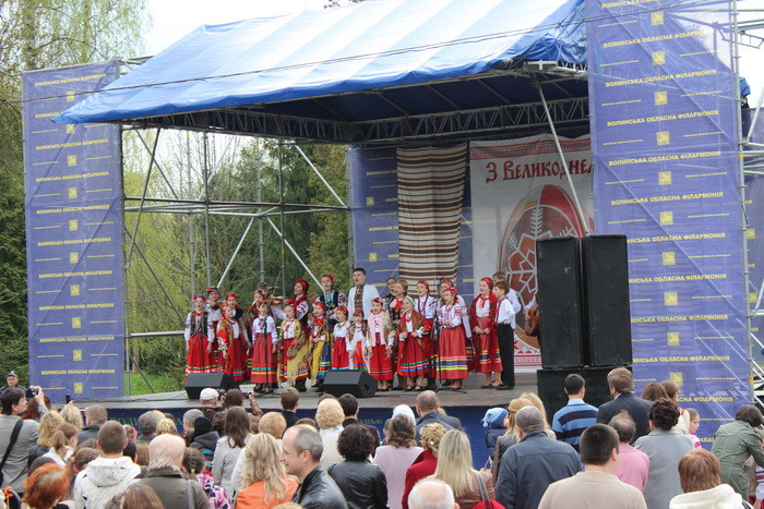 Лучани святкують Великдень