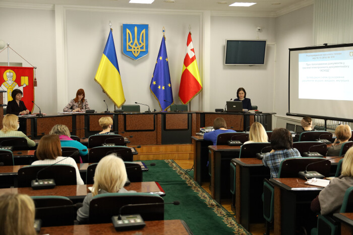 У Луцькій міській раді відбулося навчання щодо роботи з документами в системі електронного документообігу «АСКОД»
