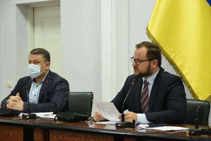 Комунальні заклади охорони здоров’я припинять співпрацю з Муніципальною лікарняною касою