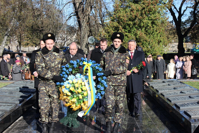 У Луцьку відзначили 70-у річницю визволення України від фашистських загарбників