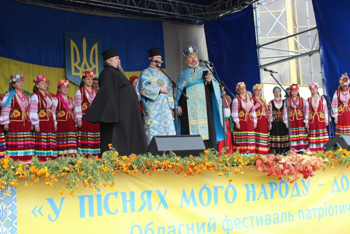 У Луцьку відбувається фестиваль патріотичної пісні «У піснях мого народу – доля України»