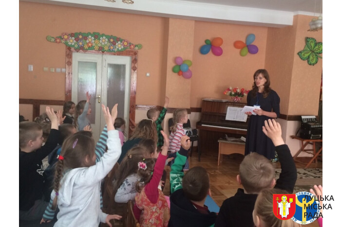 &laquo;Із ста доріг &ndash; одна моя...&raquo;: профорієнтаційна робота з дошкільнятами Луцького міського центру зайнятості