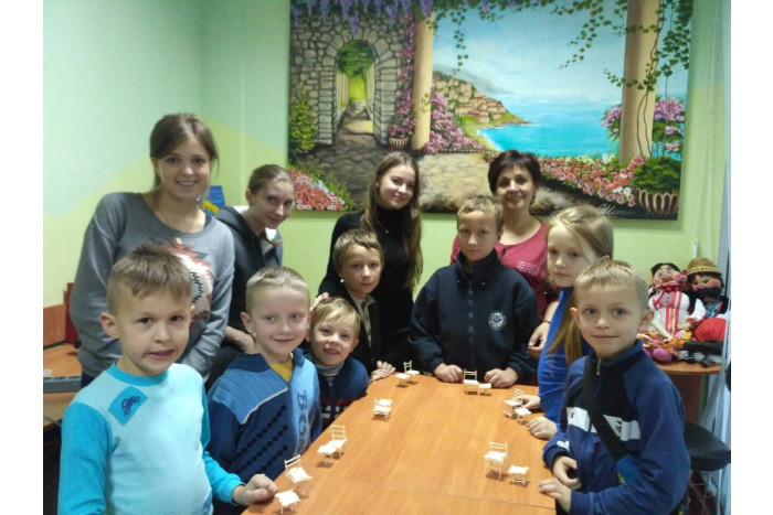 Для дітей з сімей, що потребують особливої соціальної підтримки, провели майстер-класи