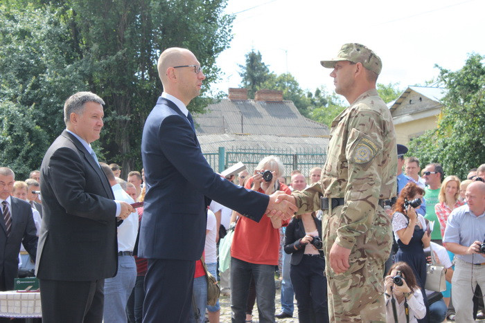 14 працівників роти патрульної служби міліції особливого призначення “Світязь” отримали державні нагороди