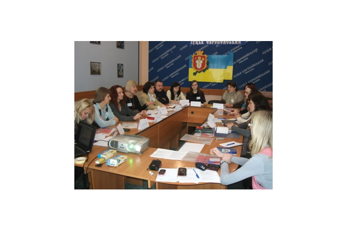 Майбутні працівники ЦНАП навчаються психологічним аспектам роботи з замовниками муніципальних послуг