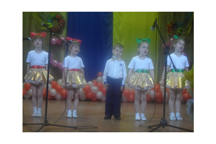 З нагоди Міжнародного дня захисту дітей у Будинку культури мікрорайону Вересневе відбулася «Родинна веселка»
