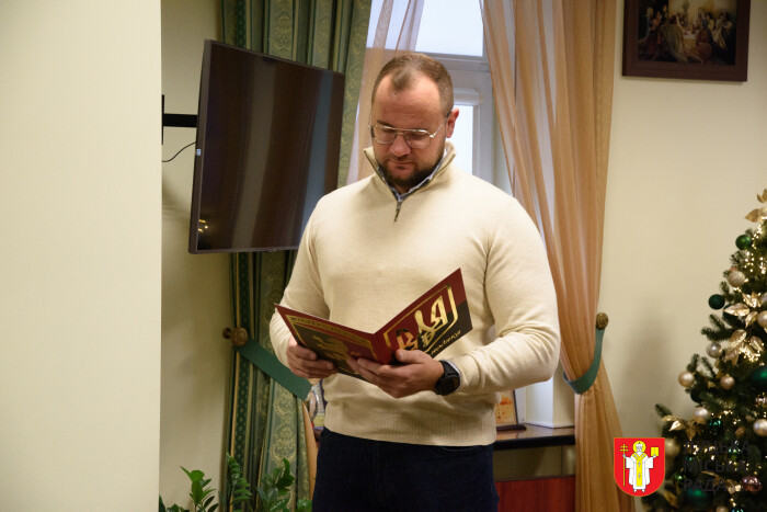 Міський голова Ігор Поліщук вручив орден &ldquo;За Мужність&rdquo; та подяки військової частини