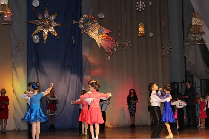 У Луцьку відбувається фестиваль-конкурс «Різдвяні зірочки - 2013»