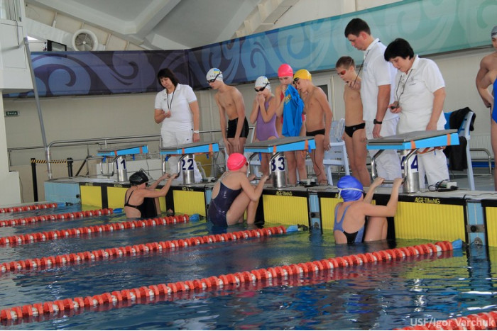 Лучани підкоряли водні доріжки на чемпіонаті України з плавання
